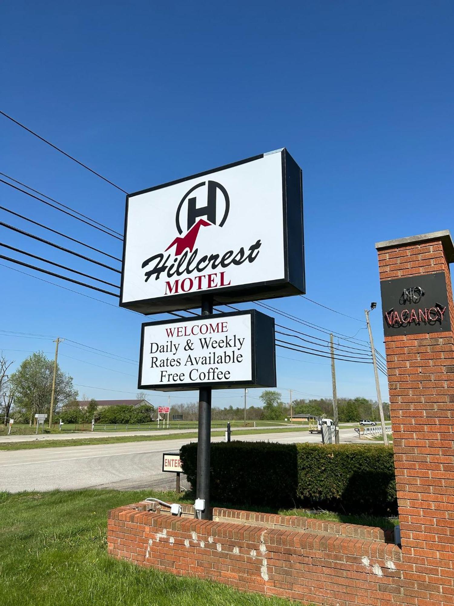 Hillcrest Motel By Oyo Aurora Near Lawrenceburg Extérieur photo